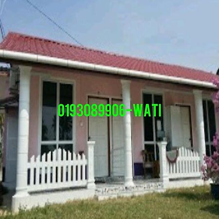 Iz Budget 2 Kampung Kuala Besut Екстериор снимка